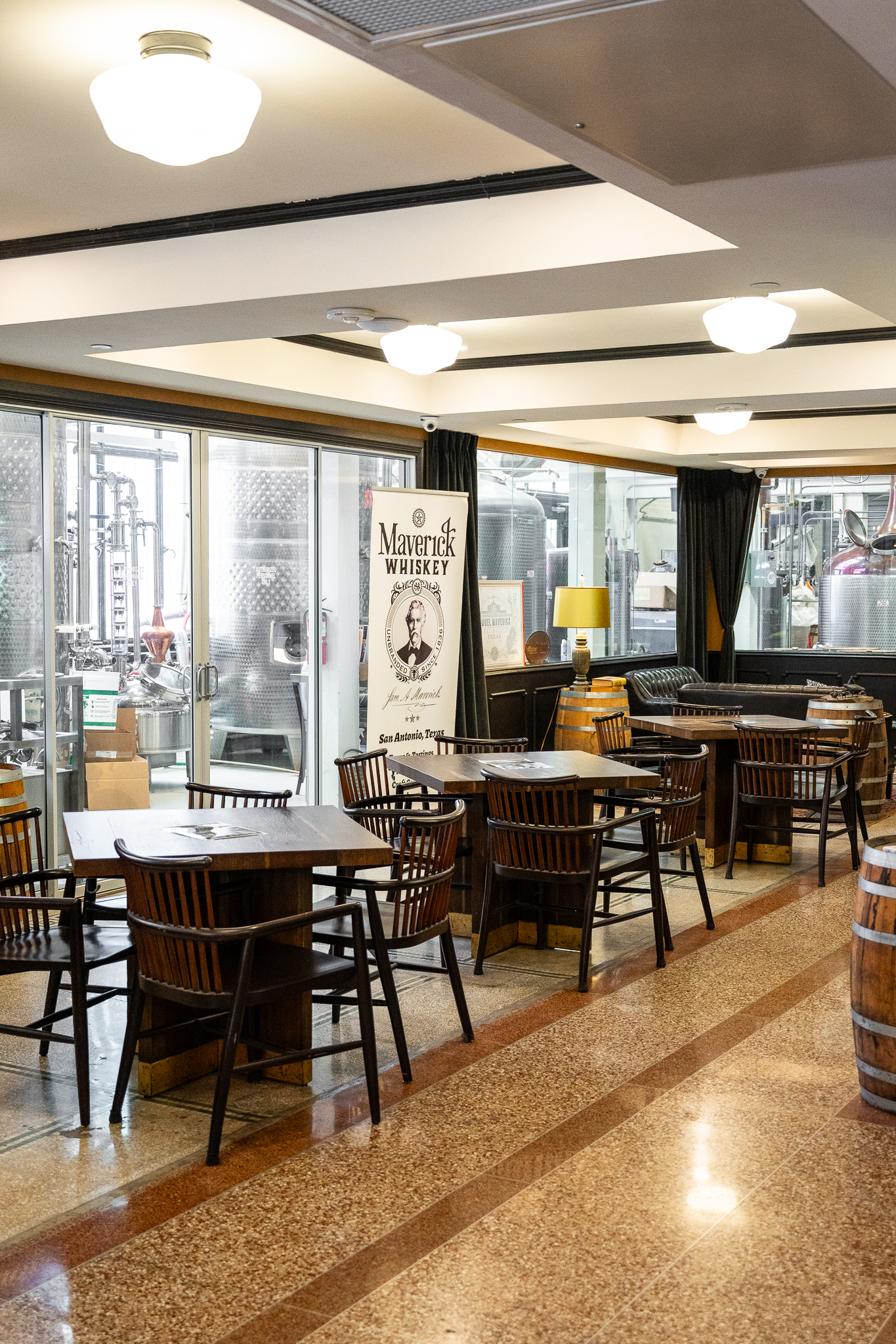 A guided tasting in the tasting room